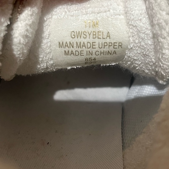 Guess Gold Sybela Sneakers Great Shape Size 11 - Picture 9 of 9